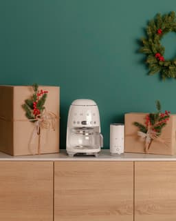 SMEG DCF02CREU - Filterkoffiemachine - Crème - Warmhoudfunctie — thumbnail 2