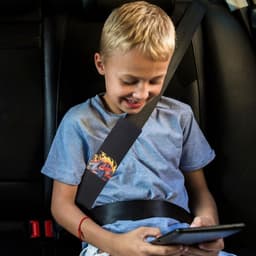 Comfortabele autogordelbeschermers voor kinderen - Veiliger reizen - Verstelbare gordelbescherming — thumbnail 4