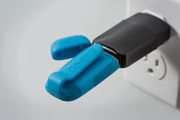 Polk BIT - Blauw - Bluetooth Speaker met clip - Bellen via Speaker — thumbnail 3