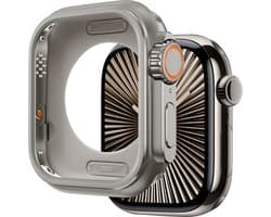 Bandz metalen hoesje geschikt voor Apple Watch 7 / 8 / 9 - 45mm case van hoogwaardig metalen materiaal - Robuuste bescherming (titanium kleur)