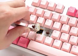 Ducky One 3 TKL Wit/Roze - Toetsenbord - Tenkeyless - Hot-swappable - Doubleshot PBT keycaps - Polling rate 1000H - MX Brown Qwerty US — thumbnail 4