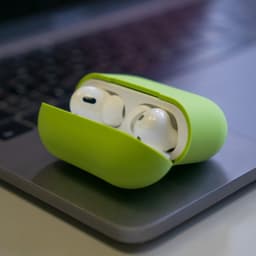 Hoesje voor de AirPods Pro 3 in de kleur Donker Blauw - TCH - Beschermhoes - Siliconen - Case - Soft case — thumbnail 4