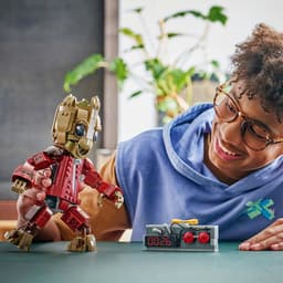 LEGO Marvel Groot in Ravager jumpsuit 76341 — thumbnail 3