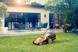 Elektrische Grasmaaier 1800W - 40 cm Maaibreedte - Verstelbare Maaihoogte 20-70mm - 42L Opvangbak — thumbnail 2