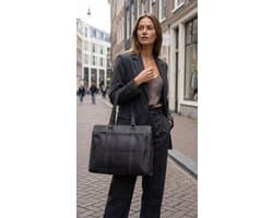 Lundholm Leren Laptoptas Dames 15 6 inch laptop – Zwart – Luxe Tote Bag van Echt Leer – 15.6 inch Laptopvak – Stijlvolle Werktas Vrouwen Cadeaus – Duurzaam & Professioneel – Premium Kwaliteit