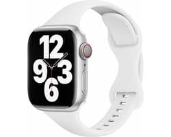 By Qubix - Geschikt voor Apple Watch bandje - Siliconen sportbandje Slim Fit - Wit - Geschikt voor Apple Watch 44mm / 45mm / 46mm / 49mm (Ultra 1,2 en 3) - Smartwatch bandje - siliconen sport bandje - smartwatchbandje