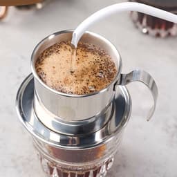 Vietnamese Koffie Maker - Herbruikbaar - Rvs Koffiefilter - Slow Coffee Maker - Cafetière Drip Gieter - Dripper Koffiemaker - Ideaal Voor Op Reis En Op De Camping - 10.1×7.5×8.1cm - Zilver — thumbnail 4