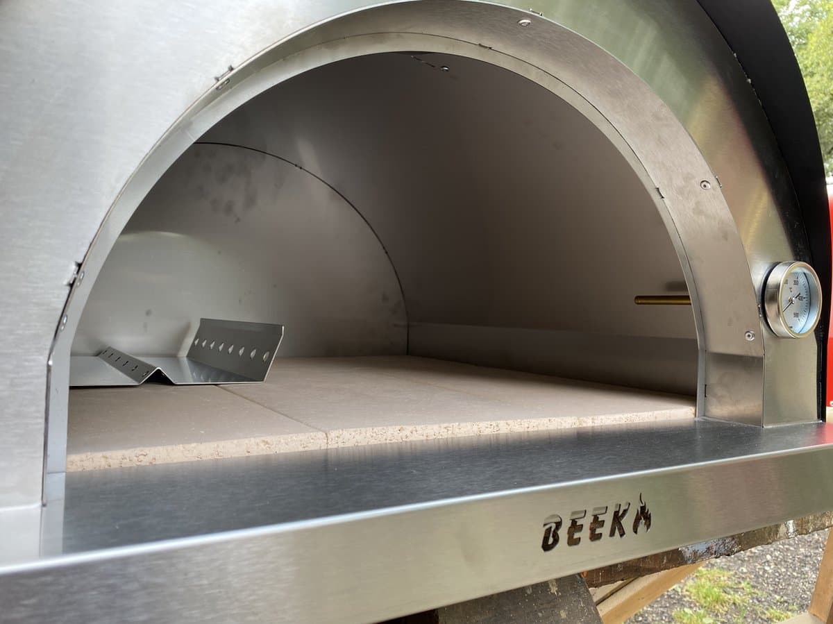 BEEK - Classico 70 - pizzaoven inclusief Hoes Pizzaschep en ovenborstel - houtgestookt - Rood - tot 2 pizza's tegelijk — afbeelding 1