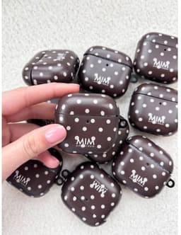 MIM Amsterdam - Spot On - Geschikt voor AirPods Pro 3 - AirPod hoesje - Stippen print - AirPod hoesje met print - Shockproof- Cover voor AirPods - Trendy AirPod case — thumbnail 2