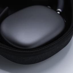 TCH Case voor AirPods Max - Hoes - Cover - Zwart - Always on magneet - Always Off - Hard Case - Accessoires — thumbnail 5