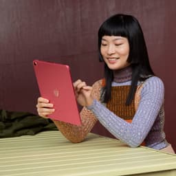 Apple iPad (2022) - Met USB-lader - 10.9 inch - WiFi - 64GB - Zilver - 10e generatie — thumbnail 4