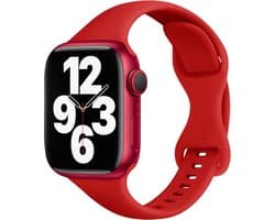 By Qubix - Geschikt voor Apple Watch bandje - Siliconen sportbandje Slim Fit - Rood - Geschikt voor Apple Watch 38 mm / 40 mm / 41 mm / 42 mm - Smartwatch bandje - siliconen sport bandje - smartwatchbandje