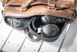 PowerLocus MoonFly Koptelefoon Over-Ear met Active Noise Cancelling, Draadloze Hoofdtelefoon, Voice Assistant Activation - Zwart Metaal — thumbnail 4
