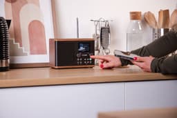 Pure Classic H4 Coffee Black tafelradio — thumbnail 3