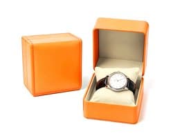 Horlogedoos - Unisex - Met afneembare horlogehouder - Individuele horlogeopbergdoos - Doos voor armbanden en sieraden - Gemaakt van PU-leer - Draagbare horlogestandaard - Geschikt voor polshorloges en smartwatches