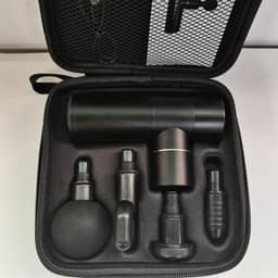 Draagbare Mini Massagegun - Spierherstel Apparaat - Spierontspanning Thuis - 4 Snelheidsstanden - 138 cm - Zwart — thumbnail 1
