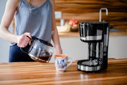 Teesa TSA4006 - Koffiezetapparaat AROMA 100, 1,5 liter, warmhoudfunctie, druppelblokkade, zwart — thumbnail 5