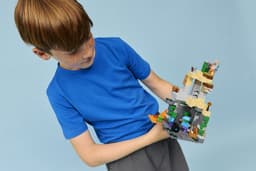 LEGO Minecraft Zombiekerker Speelgoed voor Kinderen en Gamers vanaf 8 Jaar - 21587 — thumbnail 2