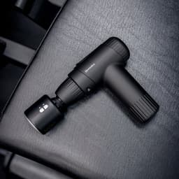 HoMedics Novo Hot and Cold Massagegun - 4 Opzetstukken - 6 Intensiteitniveaus - USB C Oplaadbaar - Inclusief Opbergcase - Voor en Na een Training - Fitness - Sporters - PGM45HC - Zwart — thumbnail 2