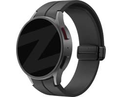 Bandz siliconen band met D-Buckle geschikt voor Galaxy Watch 7 (40 & 44mm) / Galaxy Watch 6 (Classic) / 5 40mm & 44mm / 5 Pro / 4 & 4 Classic / Watch FE - siliconen smartwatch siliconen bandje met magneetsluiting - zwart