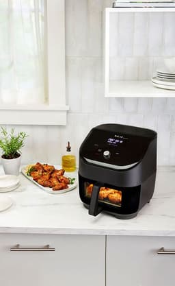 Instant Vortex Plus ClearCook 5,7L Airfryer - Revolutionaire 6-in-1 Heteluchtfriteuse - Doorzichtig Kookvenster - 95% Minder Olie - Gezondere Maaltijden - Grote Capaciteit voor Hele Familie - Eenvoudige Reiniging - Gebruiksvriendelijk Touchscreen! — thumbnail 3