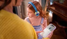 PHILIPS TAK4200CT 4200-serie On Ear draadloze opvouwbare hoofdtelefoon voor kinderen - 45 uur afspeeltijd, beperkt volume, Audio delen, laadkabel meegeleverd - Ambiant verlichting - Kristalgroen — thumbnail 14