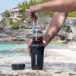 AeroPress Go Plus Coffee Maker - Zwart — thumbnail 3
