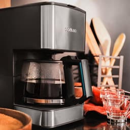 6-Kopjes Drip Coffee Maker 650W - 08 Liter Capacity - Stainless Steel Finish - Permanent or Paper Filter - Aroma Enhancer — thumbnail 3