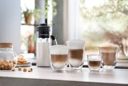 De'Longhi Eletta Explore ECAM450.86.T - Volautomatische espressomachine - 50+ koffierecepten- Warme en koude melk opschuimen- Cold Brew functie- Titanium — thumbnail 4