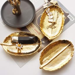 Ceramische Ringhouder voor Sieraden - Kleine Gouden Blad Sieradenhouder - Elegant en Functioneel Design — thumbnail 4
