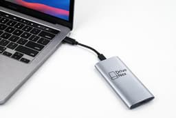 Externe Harde Schijf - Draagbare Opslag - Data Opslaan - Compatibel Met Alle Systemen - 2 Terabyte - Zilver — thumbnail 2