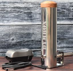 Dymbox 2,3L koud rook generator Starters Kit Vernieuwde versie met as schuif (incl. 1KG rookhout snippers, luchtpomp) voor rookovens rookkasten en BBQ (cold smoker) koud rook generator CSG — thumbnail 1
