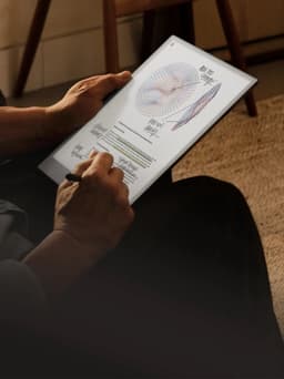 reMarkable Paper Pro met Marker Plus en Zwarte Magnetische Hoes - digitaal notitieblok — thumbnail 2
