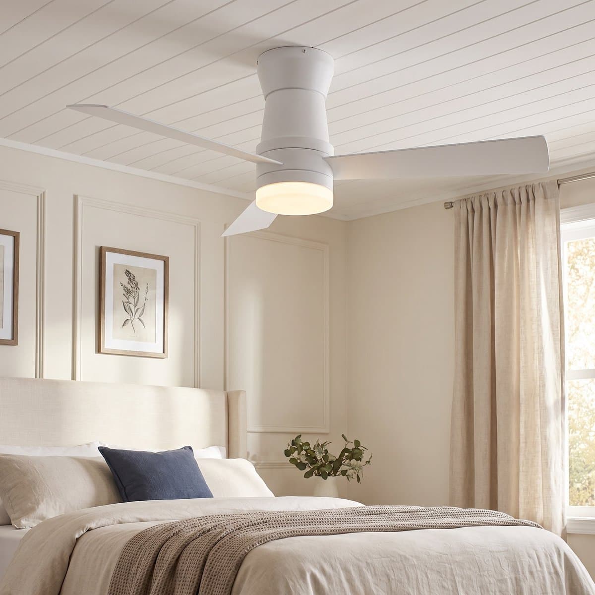 Plafondventilator met lamp - Diameter 106.6 cm - 3 kleurtemperaturen en 6 stille snelheden - omkeerbare motor - modern - Wit — afbeelding 1