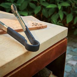 OFYR Kamado Table 65 PRO BBQ tafel - Corten - Concrete - BGE — thumbnail 2