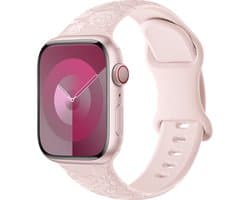 By Qubix - Geschikt voor Apple Watch bandje - Siliconen bandje Rozen Print - Roze - Geschikt voor Apple Watch 38 mm / 40 mm / 41 mm / 42 mm - Smartwatch bandje