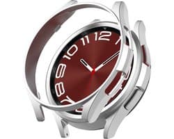 Beschermende watch case - hoesje - geschikt voor Samsung Galaxy Watch 6 Classic (43 mm) - zilver