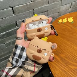 Namajunas - Case geschikt voor Apple AirPods Pro 4 hoesje - Hoesje Geschikt voor AirPods Pro 4 Hoesje Siliconen Case - optimale bescherming - Valbescherming - Capibara Hoesje Siliconen Case - Met karabijnhaak - Capybara — thumbnail 5