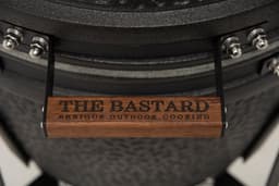 The Bastard Large Solo 2021 - kamado Barbecue - 2021 Editie — thumbnail 3