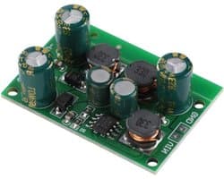 Positieve en negatieve spanningsbron met DC-DC boost converter en step down regulator voor 3-24V invoer (uitgang ±5VDC)