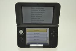 NEW Nintendo 3DS - Zwart — thumbnail 2