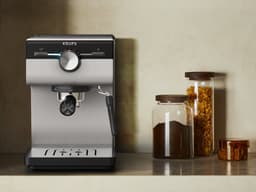 Krups Authentic C40 XP381B - Pistonmachine - Inclusief Melkopschuimer - Compact - Stijlvol Design - Geschikt voor Espresso en Latte — thumbnail 5