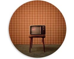 KuijsFotoprint - Schilderij - Oude Televisie Krukje Muur - Wit, Bruin En Oranje - 60 X 60 Cm