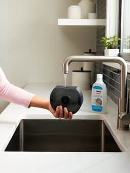 iRobot® Braava jet Hard Floor Cleaning Solution - 473ml — thumbnail 2