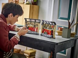LEGO Harry Potter - Boekensteun: De Zweinstein Express Constructiespeelgoed — thumbnail 5