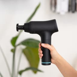 Pure Relief Massage Gun – Krachtig Draadloos Massageapparaat | 30 Vibratiestanden tot 3500 RPM | Spierherstel, Ontspanning & Sportmassage | Inclusief 6 Opzetstukken & LCD Touchscreen — thumbnail 2