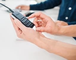 Externe SSD - Draagbare Opslag - Veilige Data Opslag - Ingebouwd Toetsenbord - 256 GB - Zwart Zilver — thumbnail 3