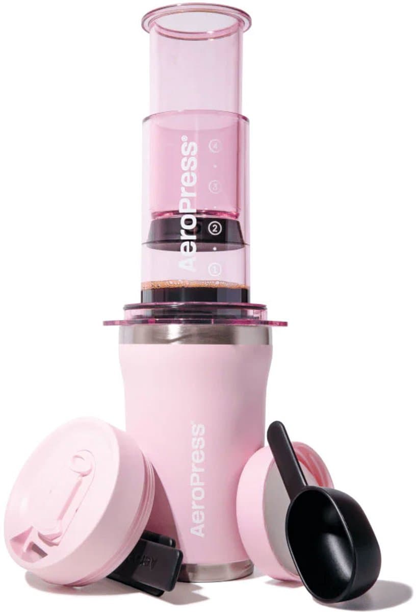 AeroPress Go Plus Roze Koffiezetter met Thermobeker & Filters — afbeelding 1