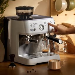 Solis Grind & Infuse Perfetta Pistonmachine Bundel - Espressomachine inclusief Uitklopbak en Tampingmat - Wit — thumbnail 3