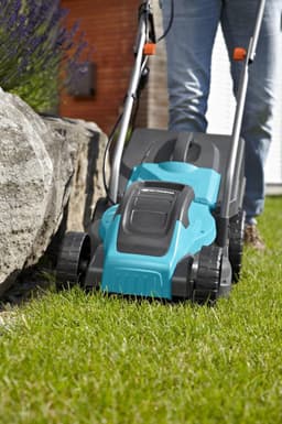 GARDENA Powermax 32 Grasmaaier - Maaibreedte 32 cm - Gazons tot 200 m2 — thumbnail 4